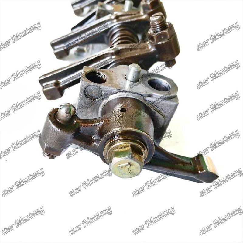 Состояние запасов Сборка рокерной ручки V3307 1G772-14260 1G772-14020 для дизельных двигателей
